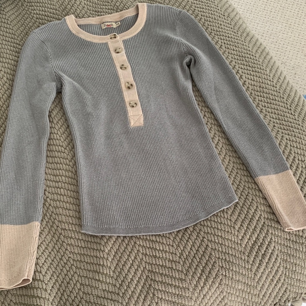 Faherty Gray and Cream Cotton-Cashmere Long Sleeve Henley Sweater size XS
